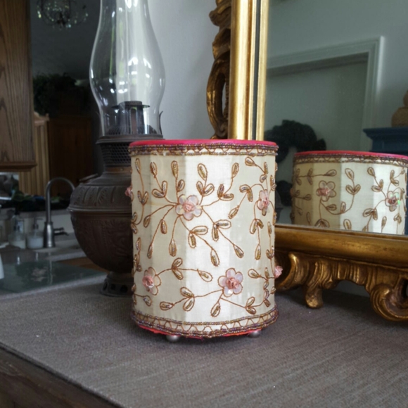 Yankee Candle Accents Yankee Candle Shaded Hurricane Candle Holder